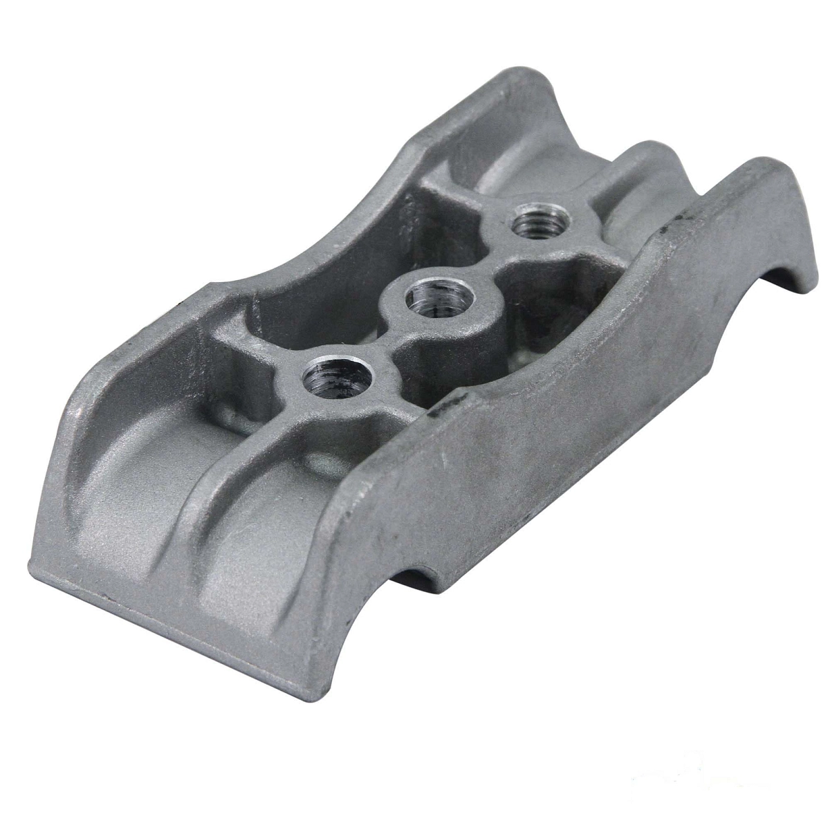 HALF COUPLER CLAMP FOR JOHN DEERE TRACTOR — R34362